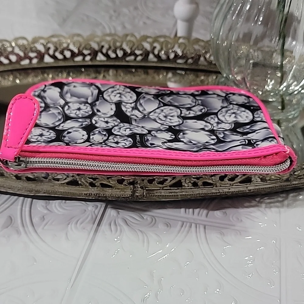 Betsey Johnson Diamond Pattern Cosmetic Toiletries Travel Pouch